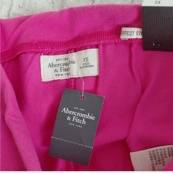 Abercrombie and Fitch The Perfect Butt Sweatpants Yoga - Picture 6 of 10